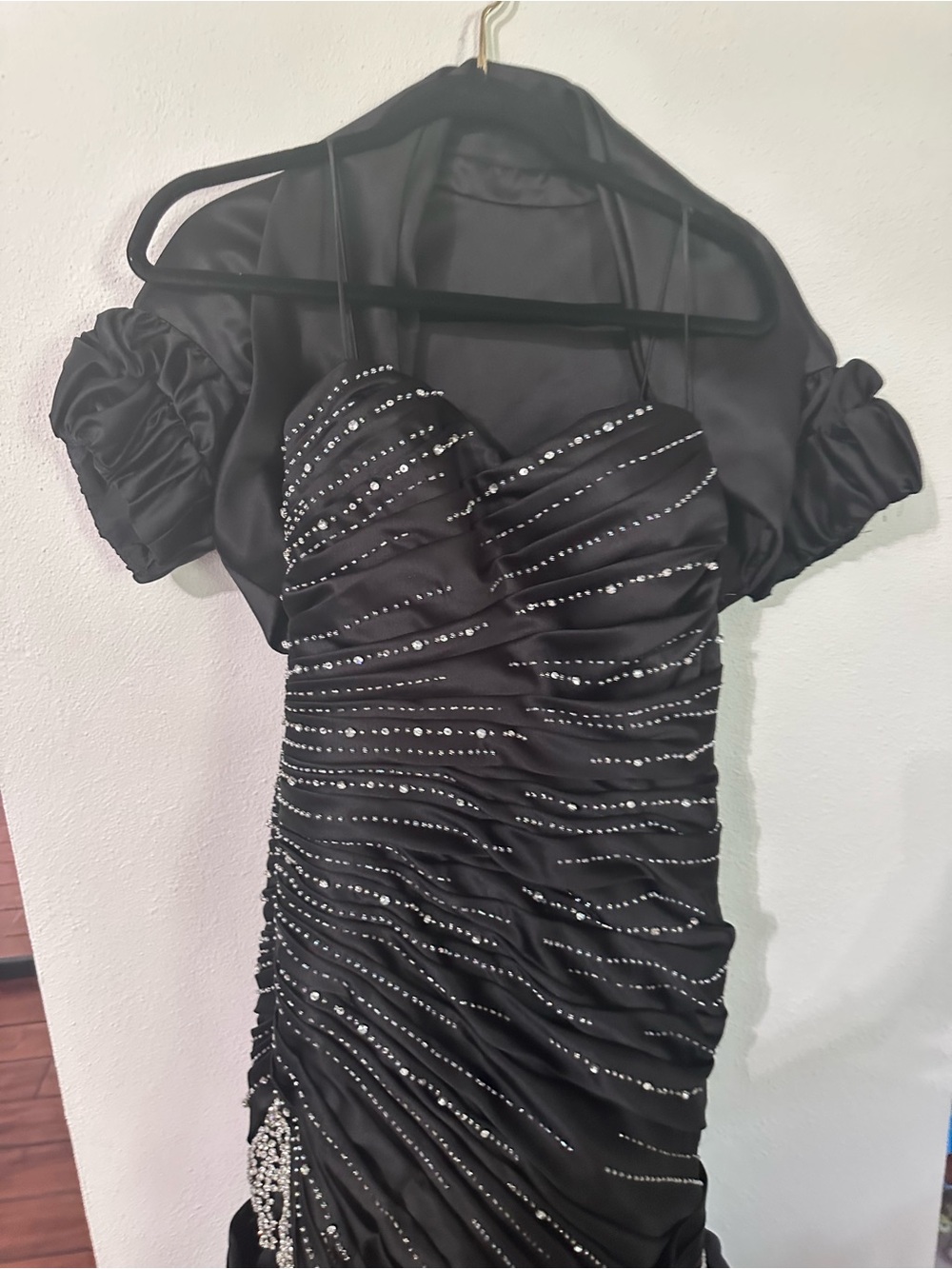 Jovani Black Beaded Ruched Sweetheart Evening Gown